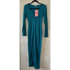 Hearts & Hips Ribbed Maxi Dress(Bust 32”+Length 55”)